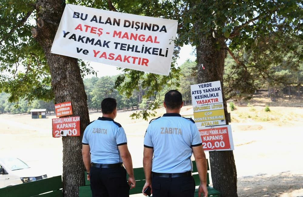 Bursa'nın Osmangazi Belediyesi Zabıta Müdürlüğü ekipleri, yangın riskine karşı piknik