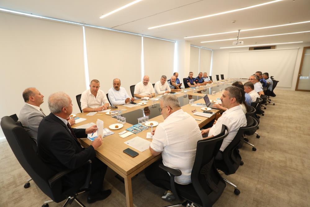 Bursa'da 17 ilçe zabıta müdürlüklerinin katılımıyla düzenlenen toplantıda, orman yangınlarına