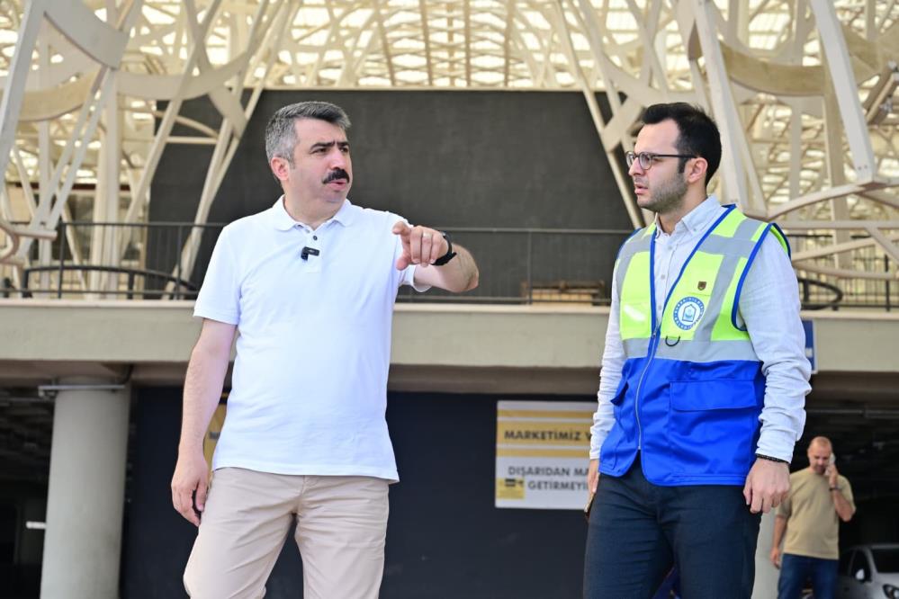 Bursa'nın Yıldırım Belediyesi, Piremir Pazar Yeri’ni 5 yıldızlı gençlik ve