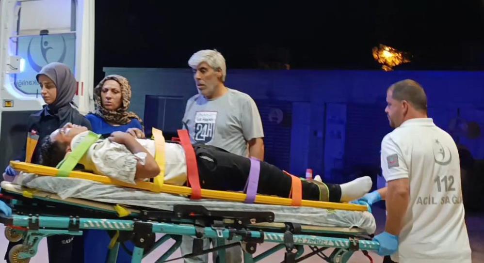 Bursa'nın İnegöl ilçesinde gece saatlerinde meydana gelen olayda, balkondan düşen