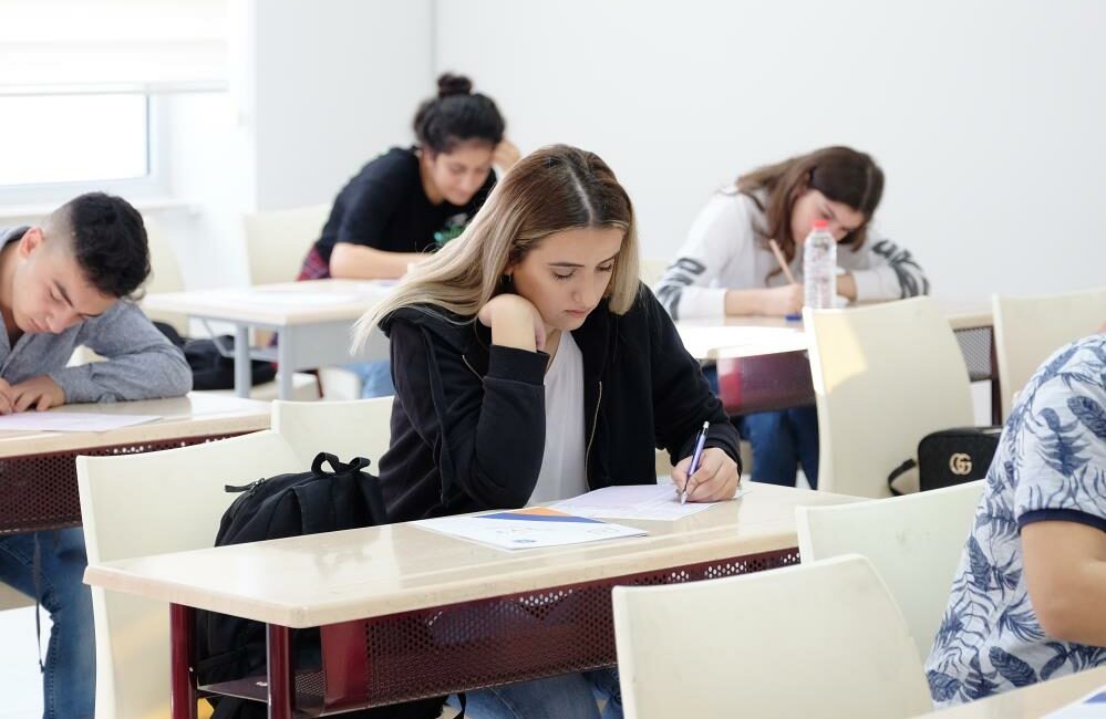 Bursa’da bugüne kadar binlerce genci ücretsiz YKS kursları ile üniversiteye