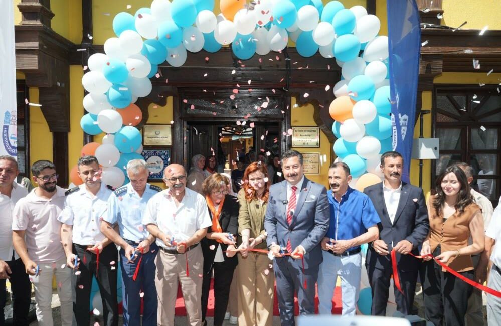 Bursa'nın Yenişehir ilçesindeki tarihi Sarı Köşk, Yenişehir Belediyesi tarafından Girişimci