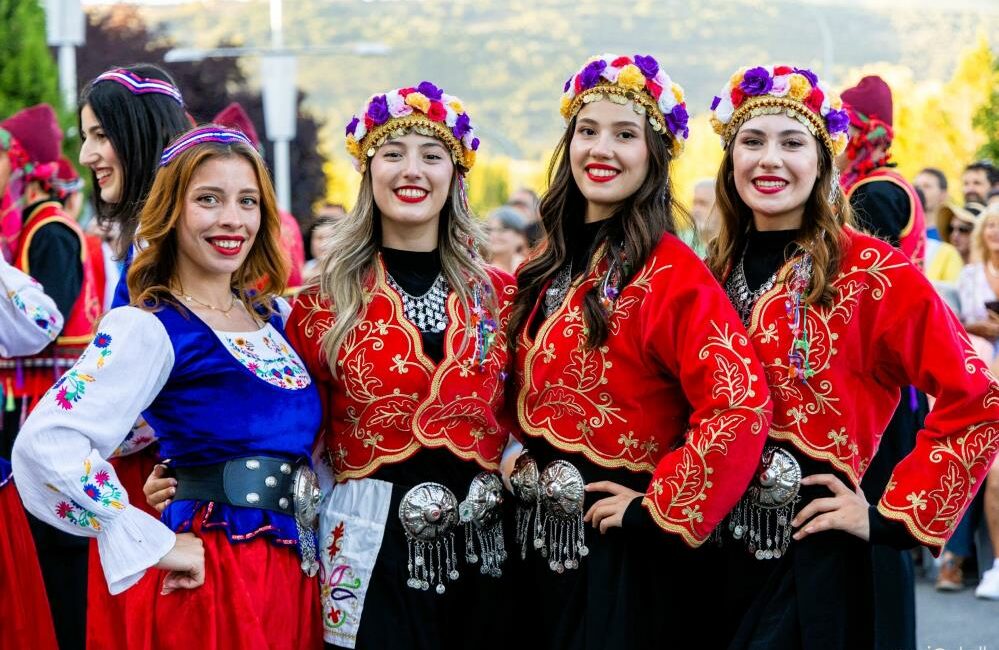 Bursa Uludağ Üniversitesi (BUÜ) Halk Oyunları Topluluğu, İspanya ve Fransa'da