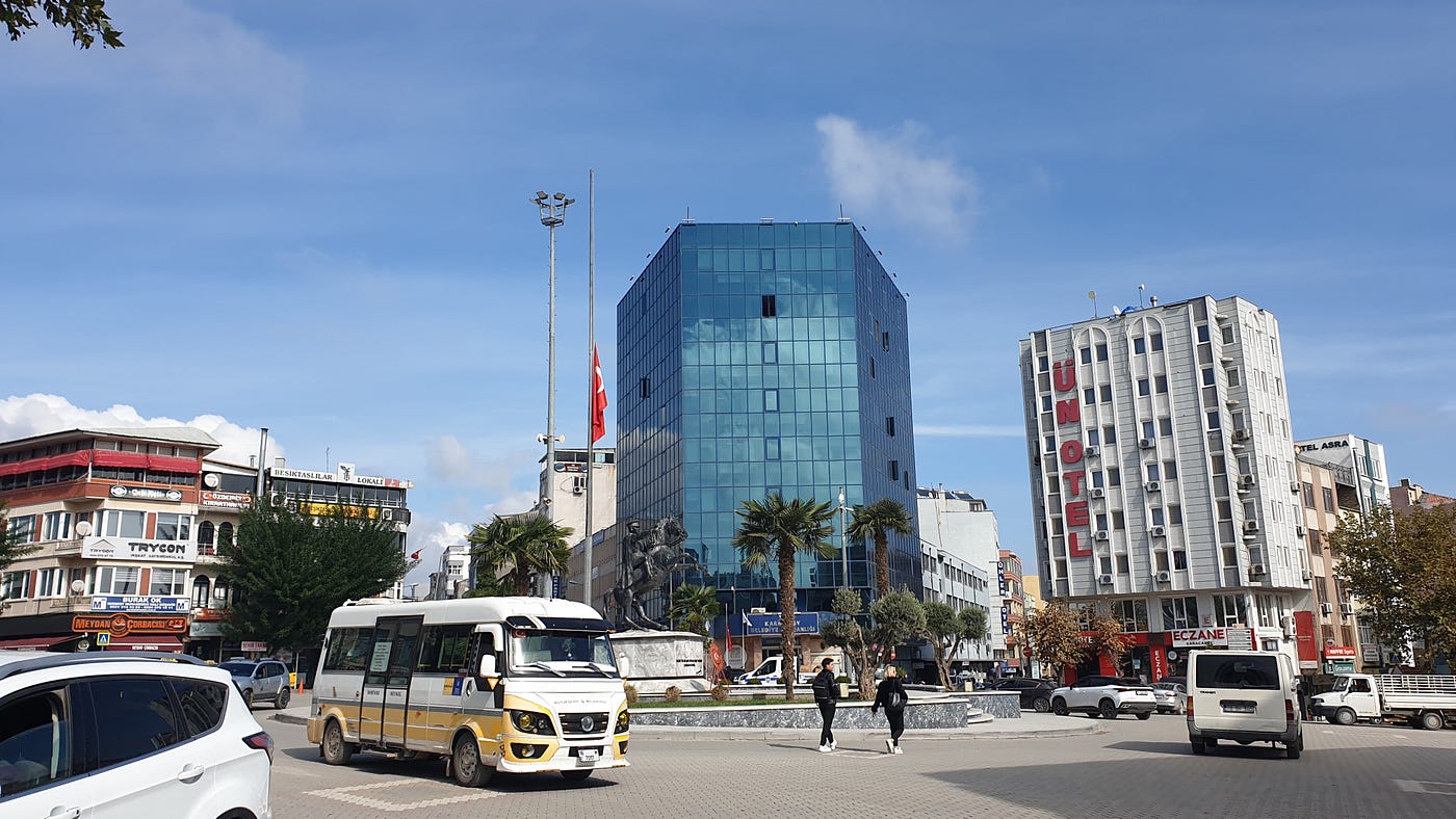 Bursa'nın Karacabey Belediyesi, mülkiyeti kendisine ait olan 166 adet taşınmazı
