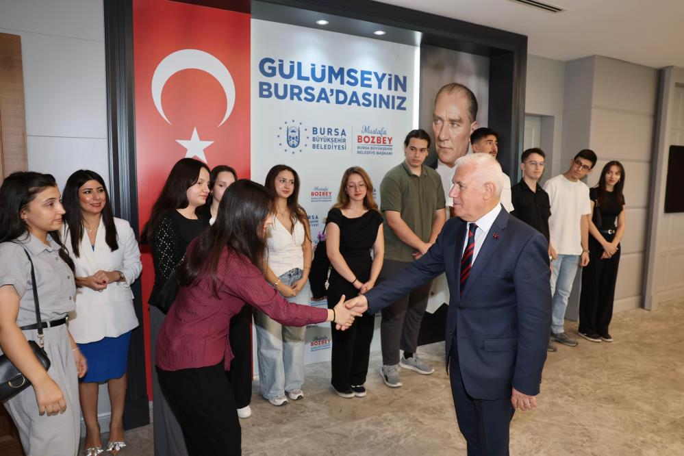 Bursa Büyükşehir Belediyesi’nin BUSMEK aracılığıyla düzenlediği ücretsiz üniversite hazırlık kurslarına