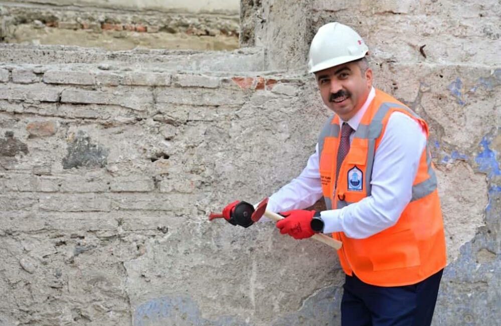 Bursa'da harabe halindeki tescilli kilise yapısı, Yıldırım Belediyesi tarafından restore