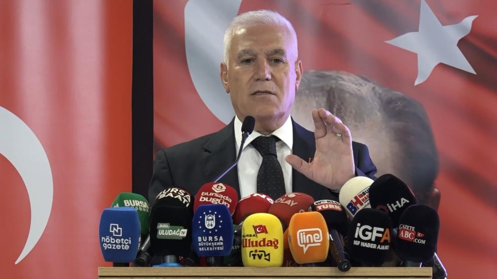 Bursa'nın su kaynaklarının kurumaya başladığını belirten Büyükşehir Belediye Başkanı Bozbey,