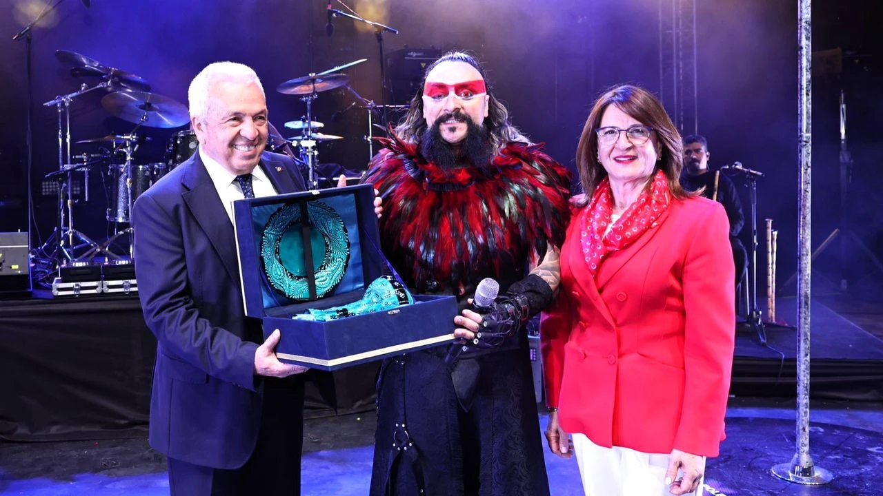 Geçtiğimiz günlerde haciz işlemleri ile gündeme gelen Nilüfer Belediyesi, şimdi