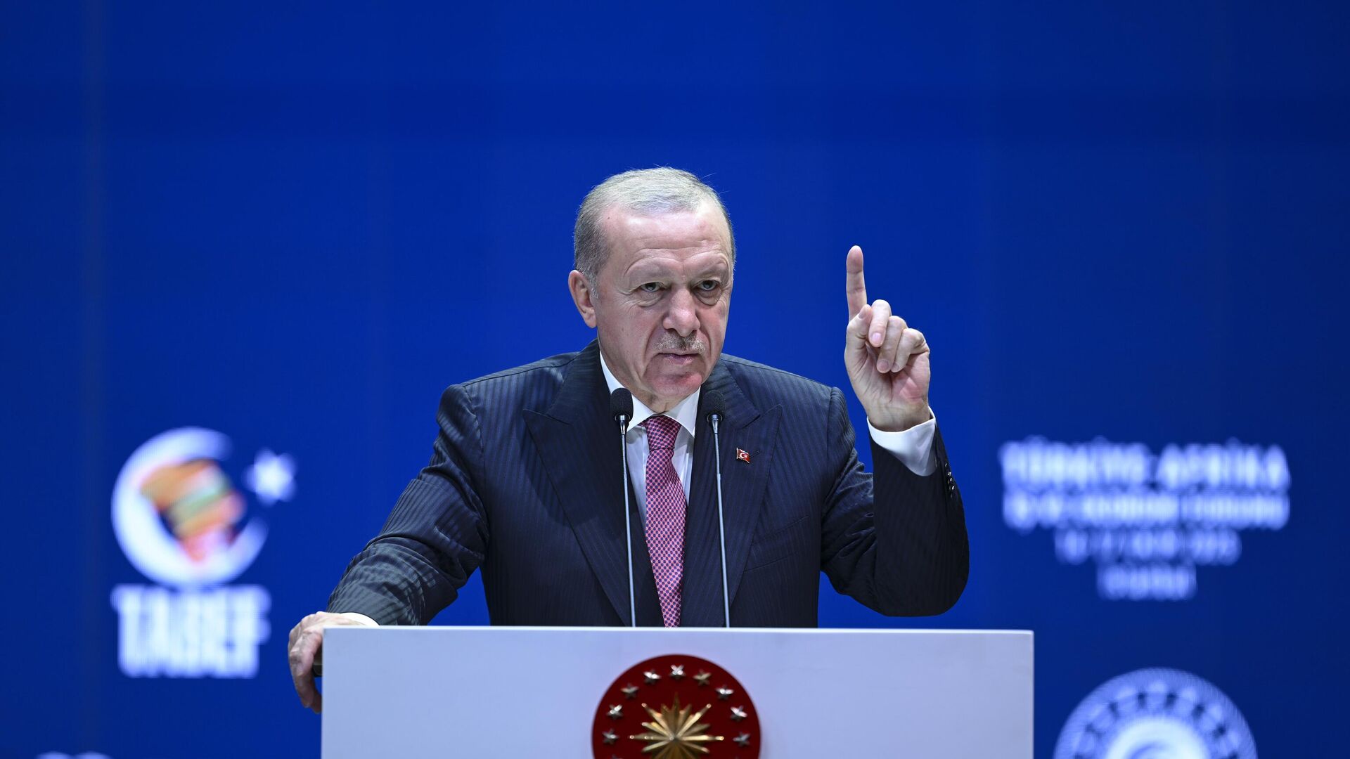 Cumhurbaşkanı Recep Tayyip Erdoğan, "İş başa düştüğü zaman, biz vatandaşımızı