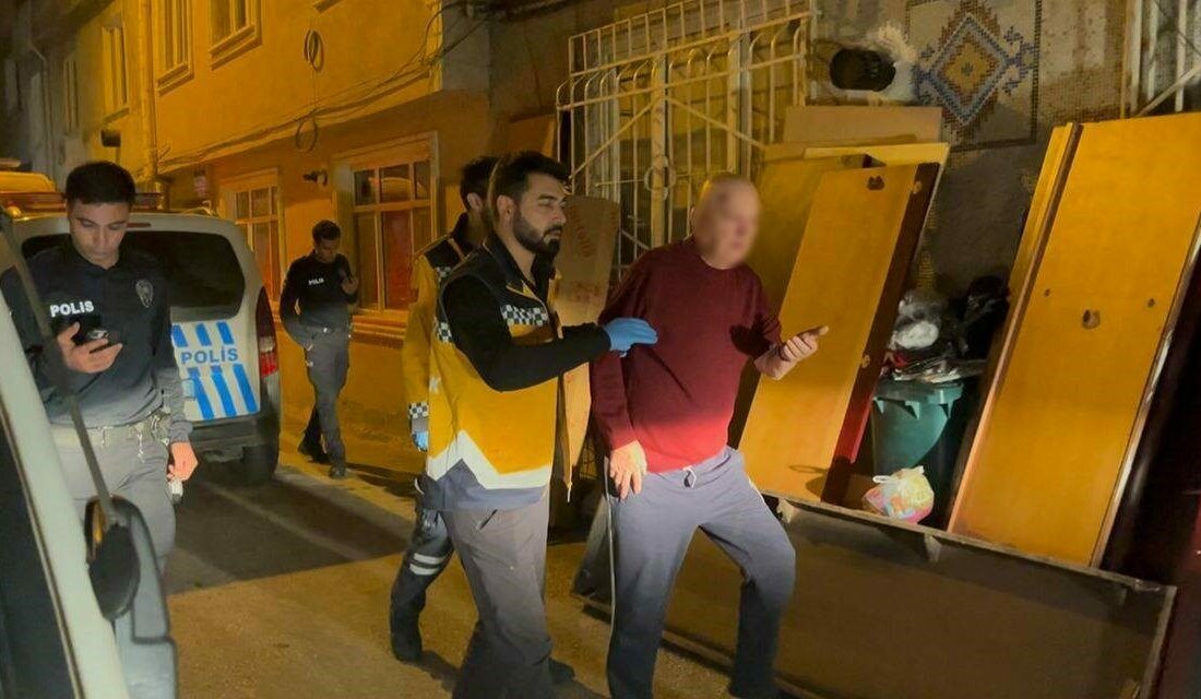 Bursa’nın Osmangazi ilçesinde alkol alan yaşları 80’i bulan 3 vatandaş