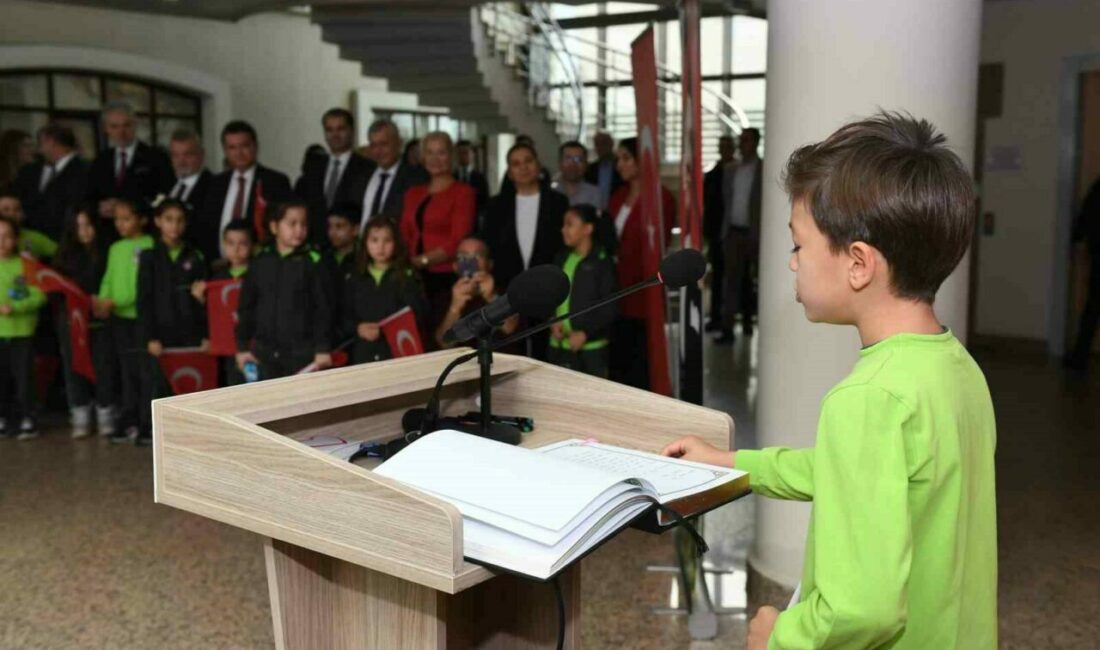 Atatürk’e en güzel mektuplar Osmangazi’den yazıldı Osmangazi Belediyesi’nin hizmete açtığı kütüphanelere gelen çocuklar, Atatürk’e sevgi ve