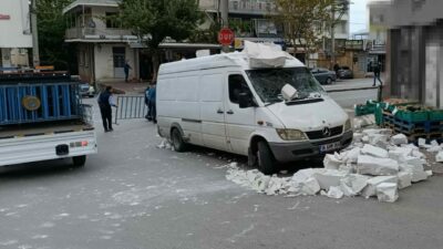 Bursa’da sabah saatlerinden itibaren başlayan lodos kenti olumsuz etkiledi. Saatte