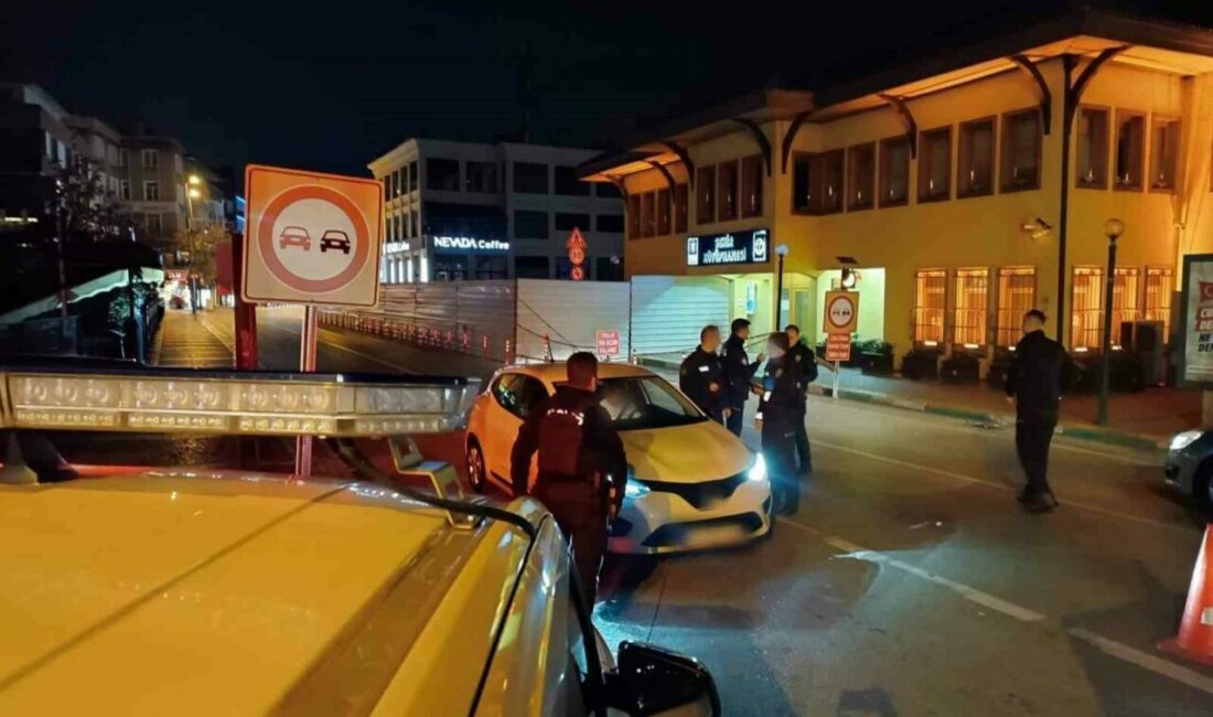 Bursa’da polis ekipleri, kentin farklı noktalarında huzur ve güven uygulaması