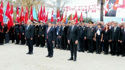 Türkiye Cumhuriyeti’nin kuruluşunun 102. yıldönümü, Mudanya’da coşkuyla kutlandı. Cumhuriyet kutlamaları,