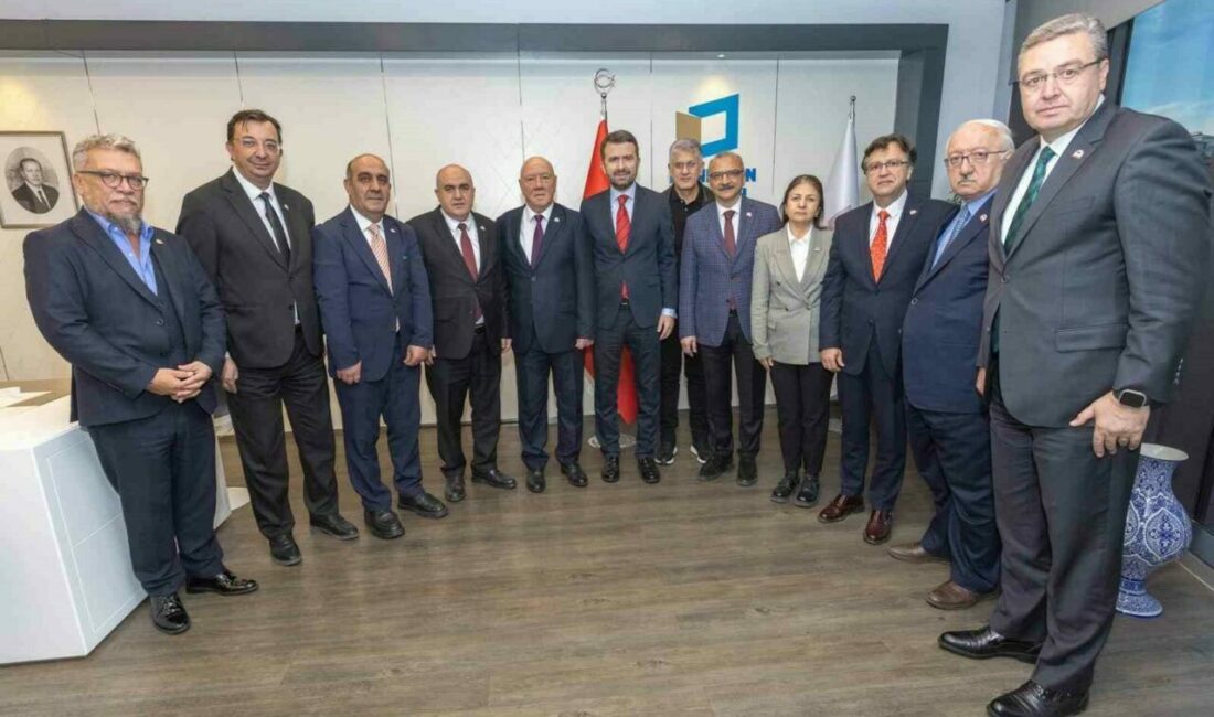 Türkiye Gazeteciler Konfederasyonu Genel Başkanı Nuri Kolaylı, TGK’ya üye Gazeteciler