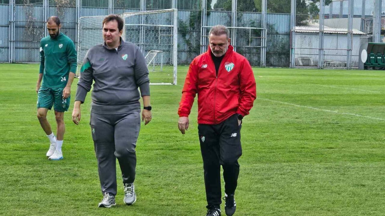 Bursaspor Teknik Direktörü Tahsin Tam, ara dönemin takıma fiziksel ve