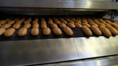 Bursa’da Besaş ekmeğine yeni yılla birlikte zam geldi. 12,5 lira