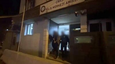 Bursa’nın Osmangazi ilçesinde, haklarında kesinleşmiş hapis cezası bulunan 2 şahıs