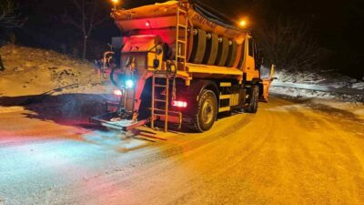 Osmangazi Belediyesi, kar yağışıyla birlikte kent genelinde ve kırsal mahallelerde
